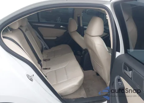 2015 Volkswagen Jetta 2.0L Tdi Se from USA, damaged, VIN 3VWLA7AJ2FM424552